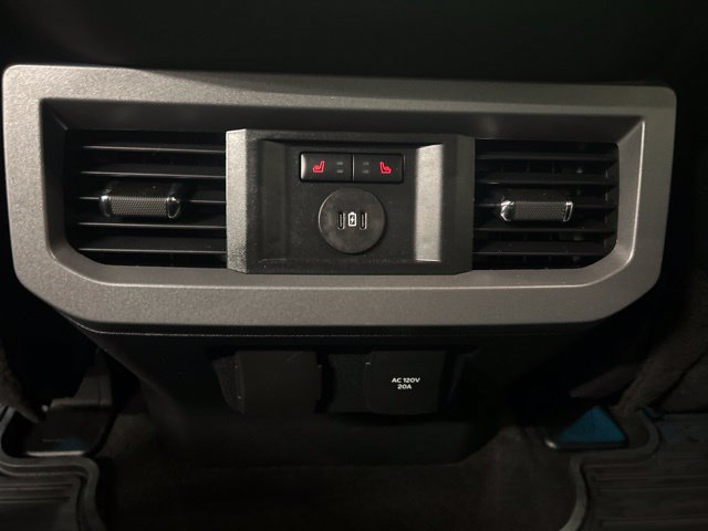 Used 2024 Ford F350 Lariat w/ Lariat Ultimate Package AWD/4WD image 10