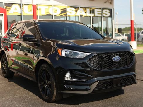 Used 2024 Ford Edge ST-Line AWD/4WD image 3