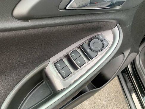 Certified 2021 Chevrolet Malibu RS FWD image 21