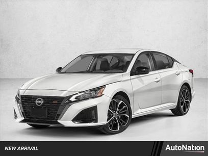 Used 2024 Nissan Altima 2.5 SR