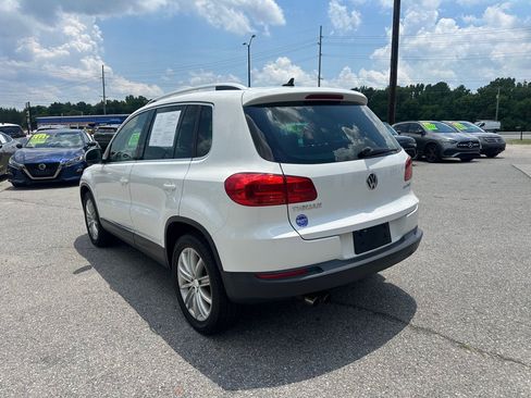 Used 2014 Volkswagen Tiguan SE FWD image 3
