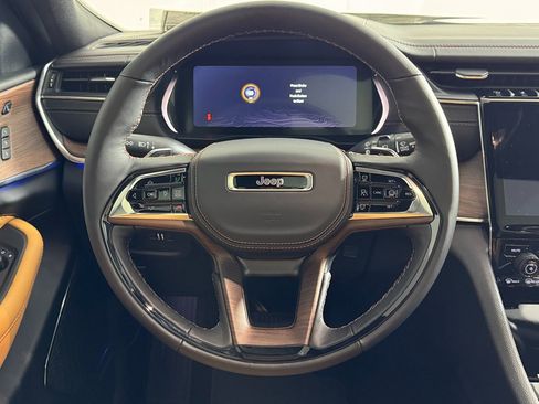 New 2025 Jeep Grand Cherokee L Summit w/ Obsidian Package image 24