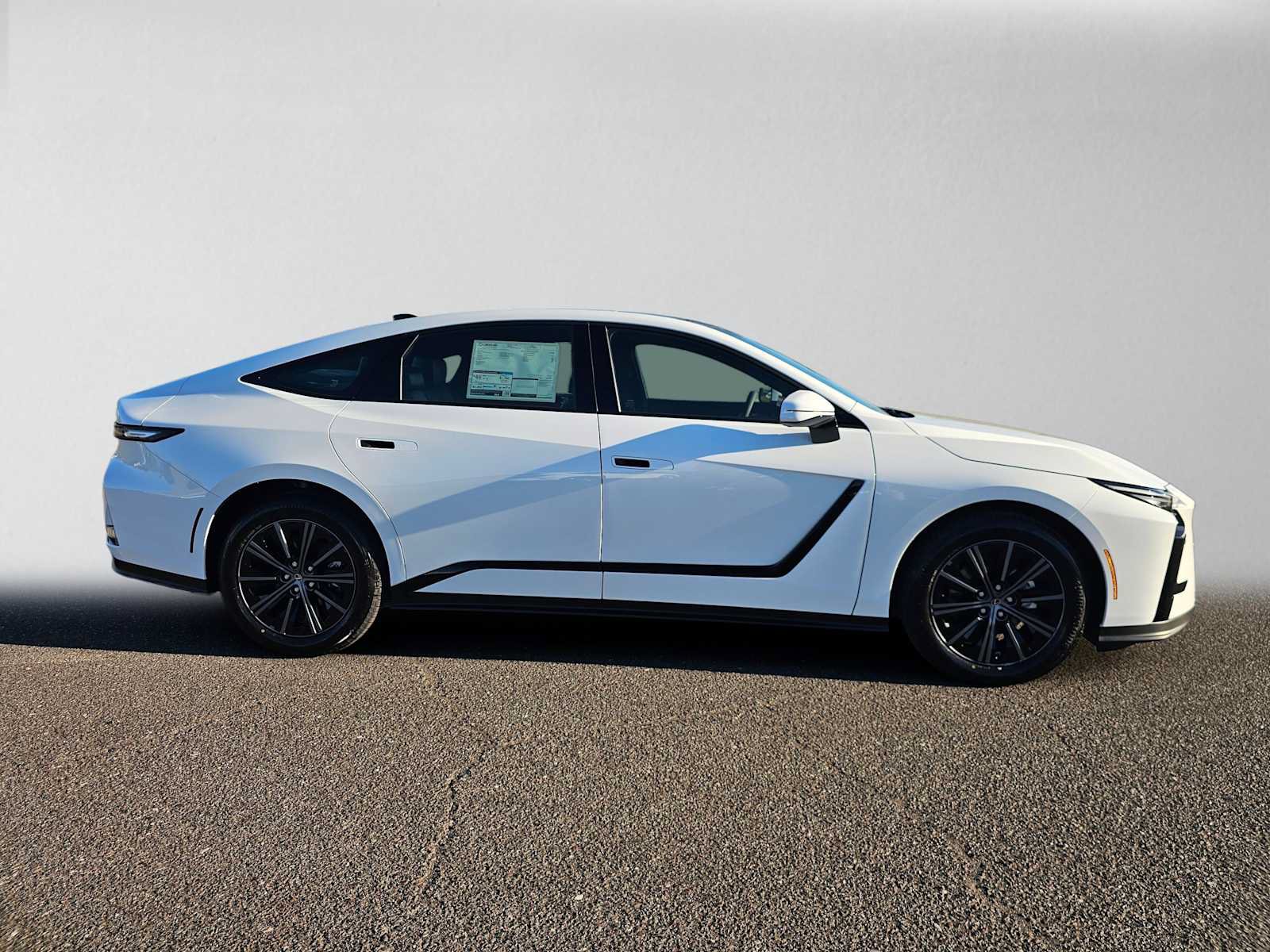 New 2026 Lexus ES 350h FWD image 2