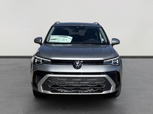 New 2026 Volkswagen Taos SE AWD/4WD image 2