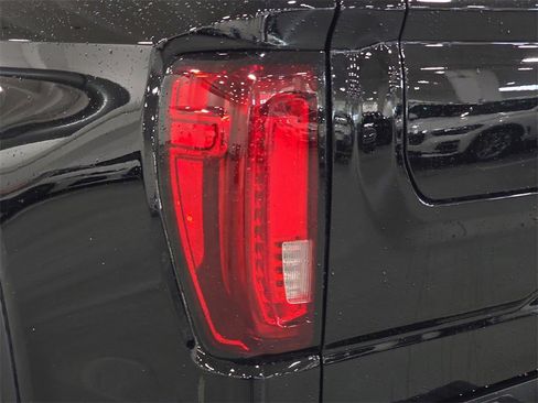 Used 2024 GMC Sierra 1500 AT4X image 30