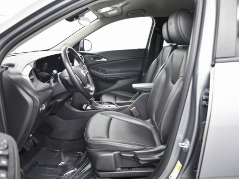 Used 2024 Buick Encore GX Sport Touring image 11