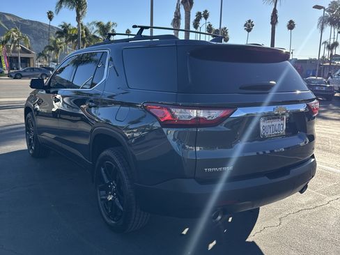 Used 2021 Chevrolet Traverse LT image 5