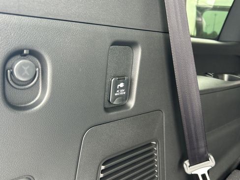 New 2025 Nissan Armada Platinum Reserve image 30