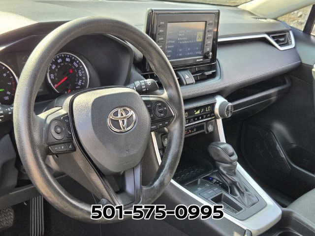 Used 2021 Toyota RAV4 XLE FWD image 9