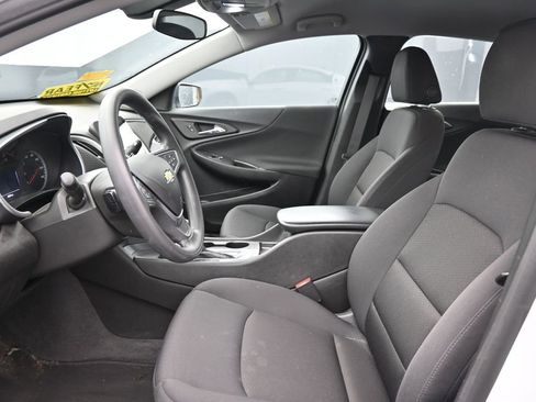 Used 2022 Chevrolet Malibu LS image 18