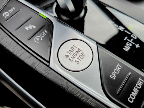 Used 2022 BMW 430i xDrive Coupe w/ M Sport Package image 58