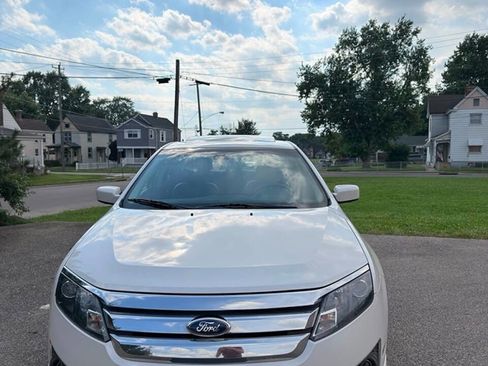 Used 2012 Ford Fusion SEL FWD image 1