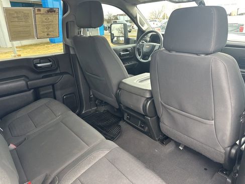 Used 2022 Chevrolet Silverado 2500 Custom w/ Custom Convenience Package AWD/4WD image 21