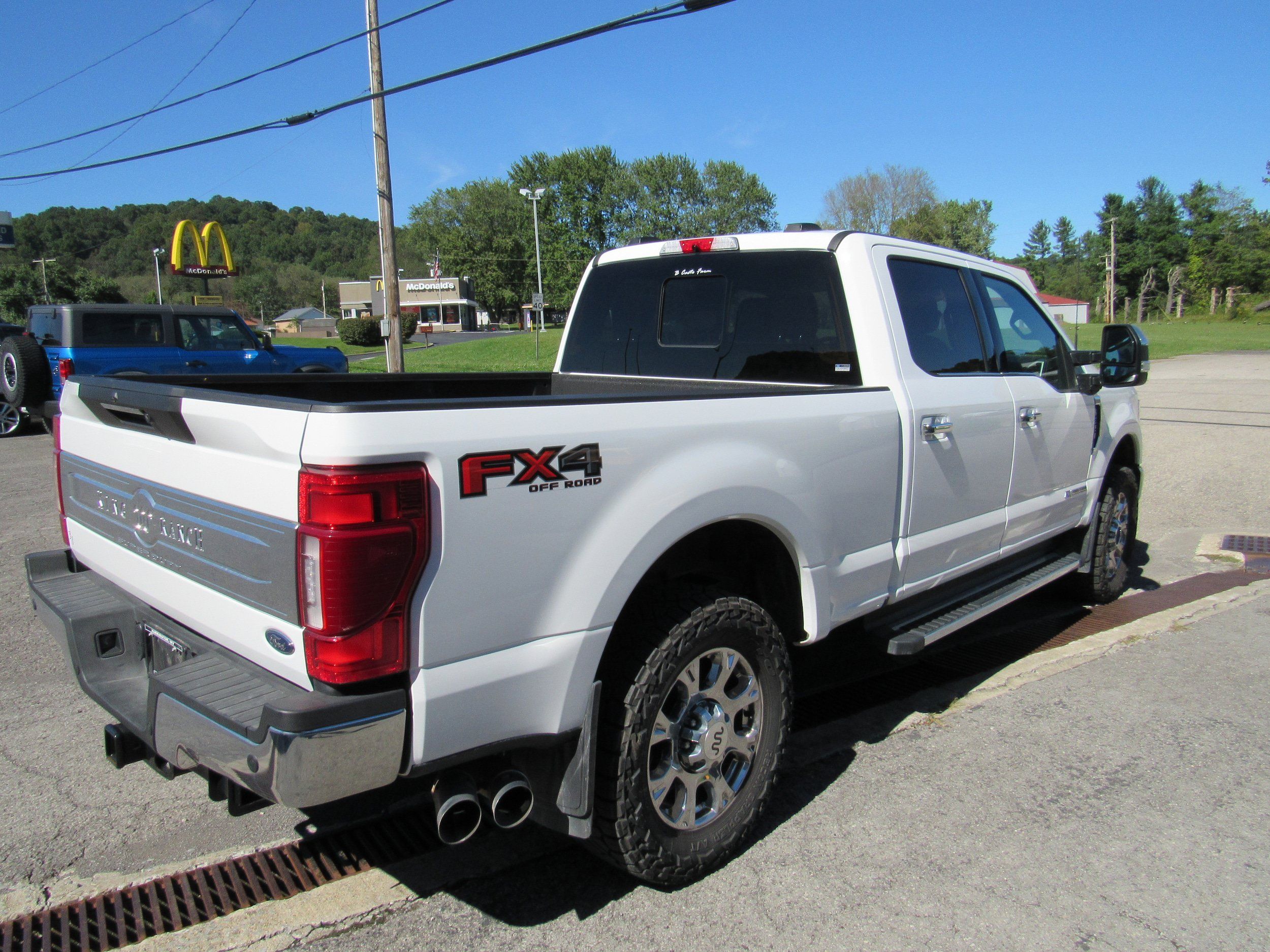 Used 2022 Ford F350 King Ranch w/ Chrome Package AWD/4WD image 2