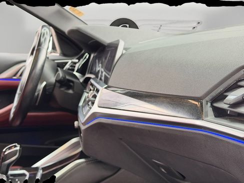 Used 2021 BMW 430i Coupe w/ M Sport Package image 26