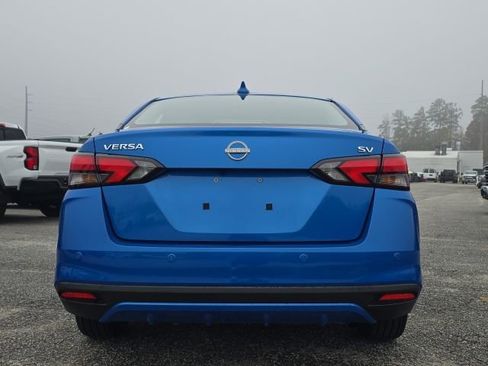 Used 2024 Nissan Versa SV w/ Trunk Package image 4