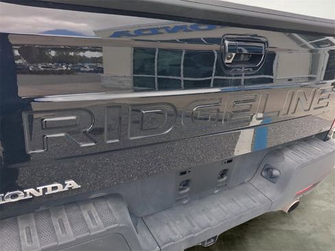 Certified 2025 Honda Ridgeline RTL image 9