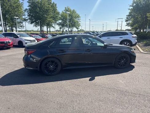 Used 2025 Honda Civic Sport image 10