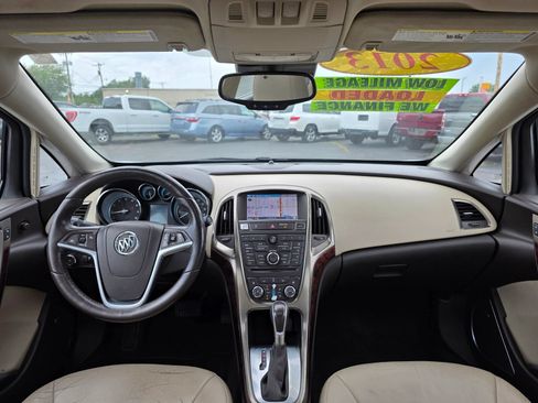 Used 2013 Buick Verano Leather FWD image 12