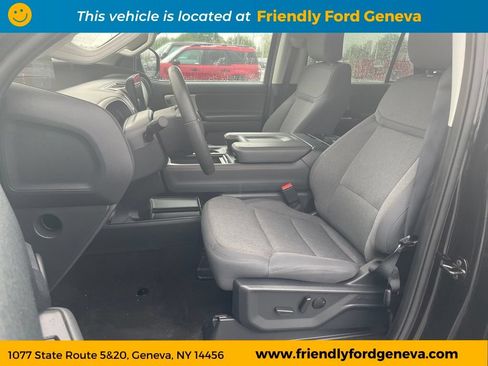 Used 2025 Ford Expedition Max Active AWD/4WD image 15