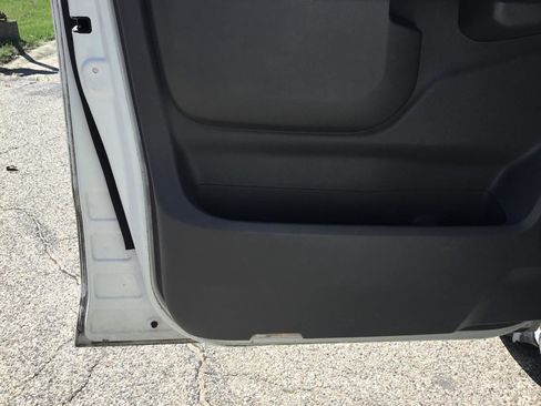 Used 2016 Nissan NV 3500 SL RWD image 13