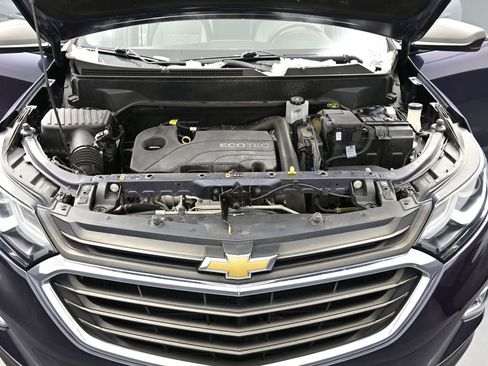 Used 2019 Chevrolet Equinox LS image 18