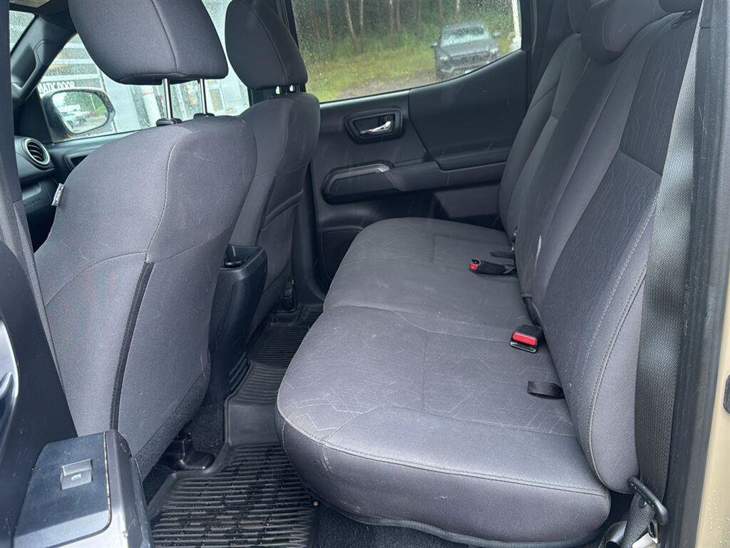 Used 2019 Toyota Tacoma TRD Off-Road AWD/4WD image 20