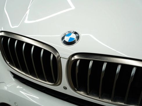 Used 2019 BMW X6 sDrive35i RWD image 4