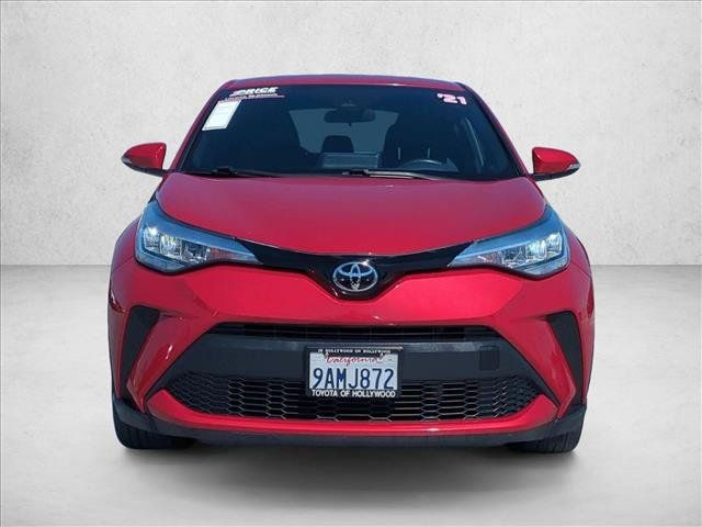 Used 2021 Toyota C-HR XLE FWD image 2
