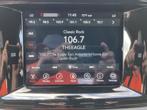 Used 2024 Dodge Durango SXT image 12