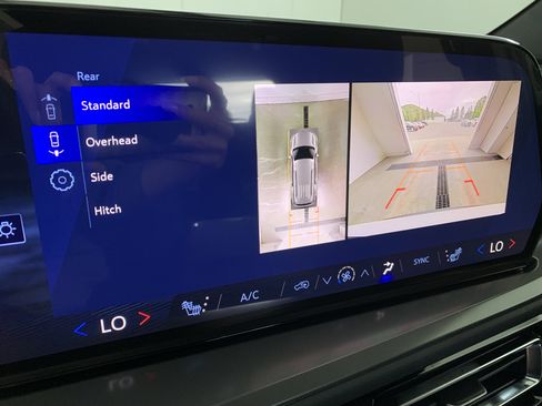 New 2026 Chevrolet Traverse LT w/ Driver Confidence Package image 27