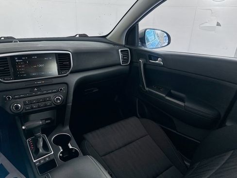 Used 2020 Kia Sportage LX image 22