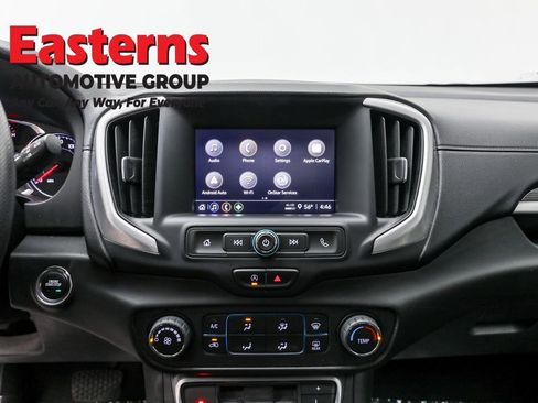 Used 2022 GMC Terrain SLE image 12