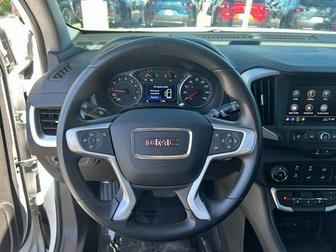 Used 2023 GMC Terrain SLE image 19