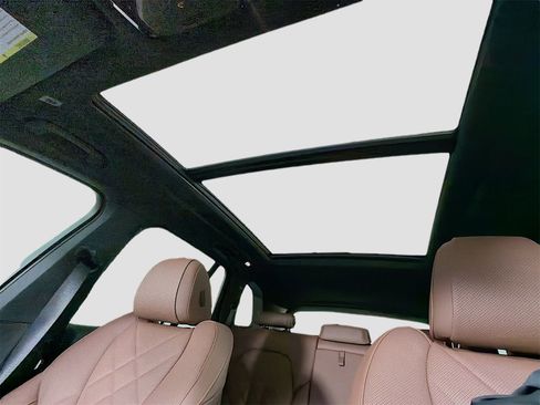 New 2026 BMW X5 xDrive50e w/ M Sport Package image 15