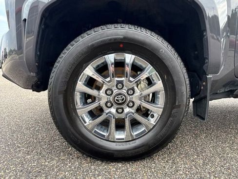 Certified 2024 Toyota Tacoma Limited w/ Limited Package (LT) AWD/4WD image 6