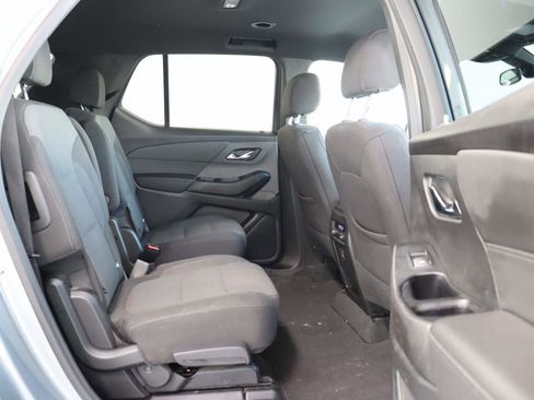 Certified 2023 Chevrolet Traverse LT FWD image 19