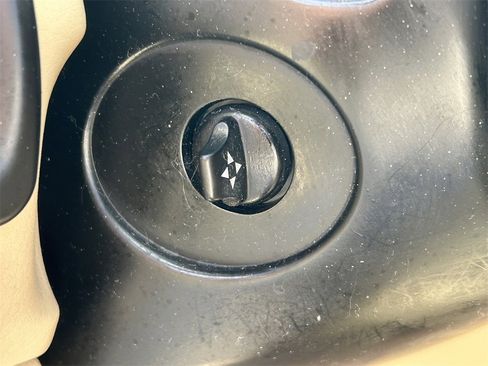 Used 2010 Maserati GranTurismo Coupe image 21