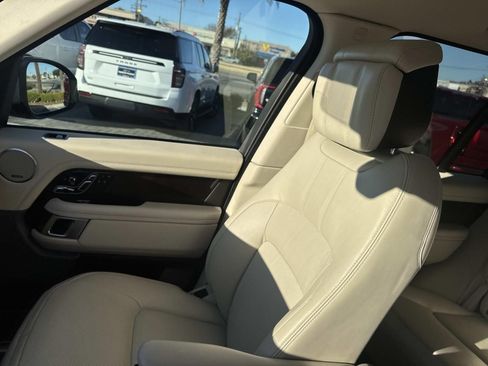 Used 2022 Land Rover Range Rover Westminster Edition image 16