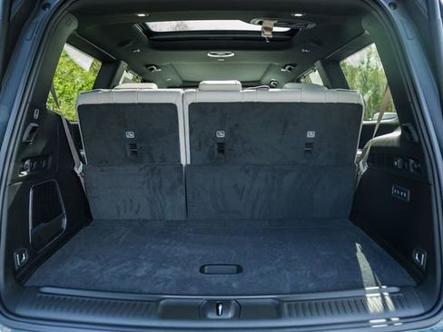 New 2026 Jeep Grand Wagoneer Limited AWD/4WD image 12
