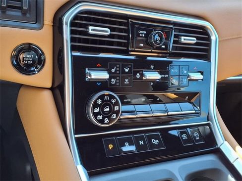 New 2026 Nissan Armada Platinum Reserve image 16