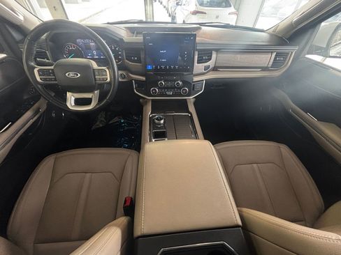 Used 2024 Ford Expedition Limited image 39