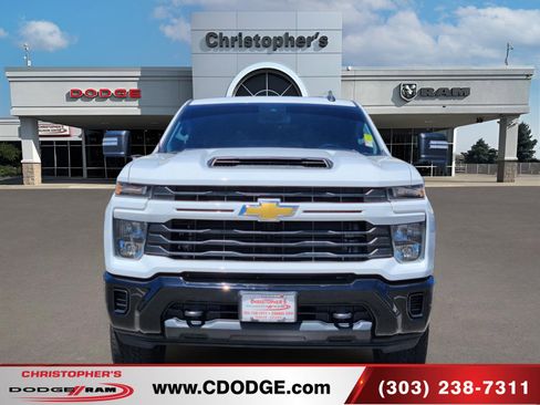 Used 2024 Chevrolet Silverado 2500 Custom w/ Custom Value Package AWD/4WD image 8