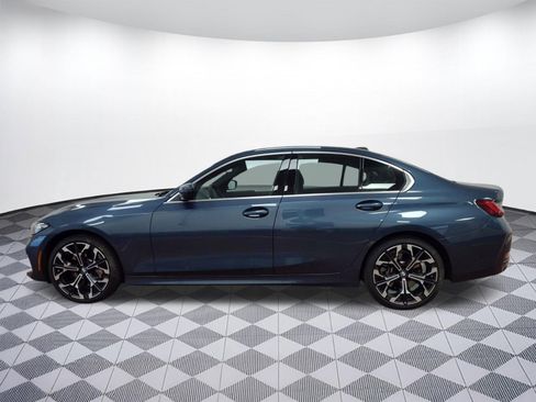 Used 2025 BMW 330i xDrive Sedan image 2