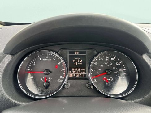 Used 2011 Nissan Rogue S AWD/4WD image 15