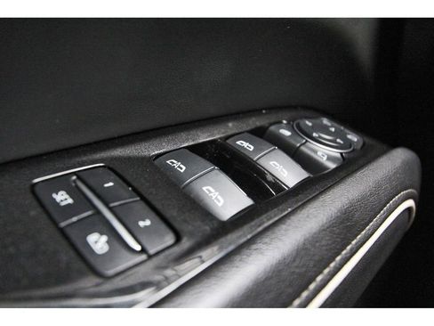 Certified 2024 Cadillac Escalade ESV Premium Luxury w/ Performance Package image 20