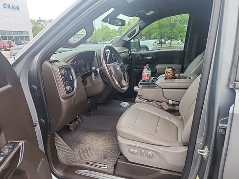 Used 2020 Chevrolet Silverado 1500 LT w/ Texas Edition AWD/4WD image 11