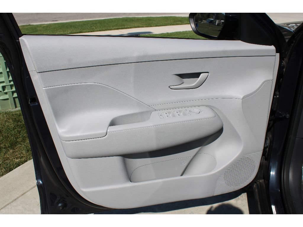 Used 2024 Hyundai Kona SEL AWD/4WD image 14