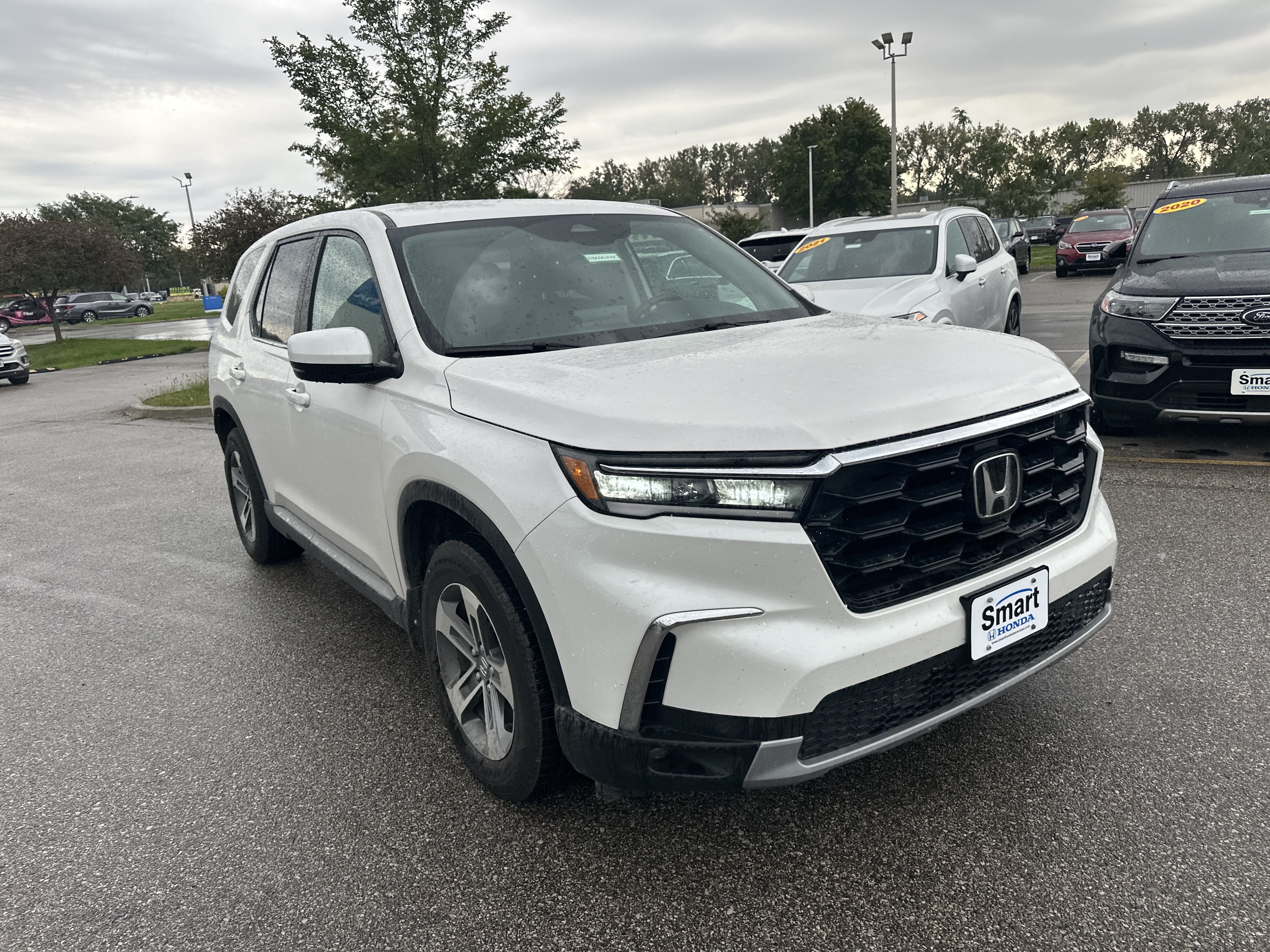 Certified 2025 Honda Pilot EX-L image 2