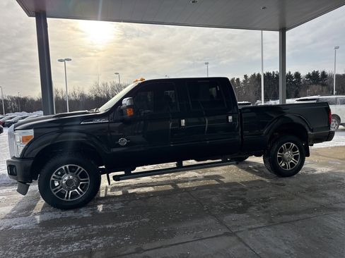 Used 2015 Ford F350 Platinum image 3